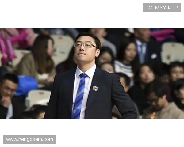 刘鹏与姚明的篮球传奇:从青涩岁月到辉煌巅峰的奋斗历程